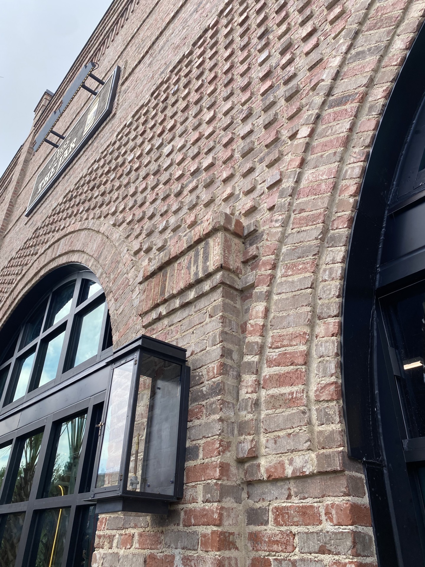 Barntex-OleSmokeyResturant_exteriorpic4